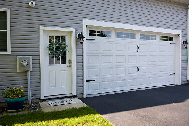 24/7 Emergency Garage Door Roller Replacement experts in Morris County County, TX